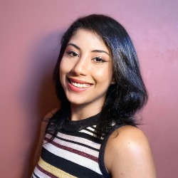 Vicky Oliveira